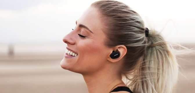 Earphones photo